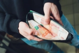 Средняя зарплата в ИТ-сфере выросла на 12,5% до 123 000 рублей