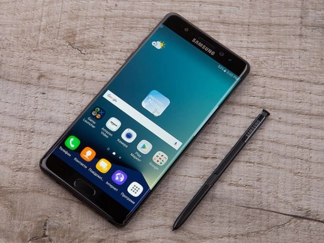 Samsung назвала причину инцидентов с Galaxy Note7