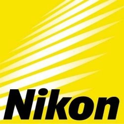 Nikon намерена "подсадить" Азию на сменную оптику 