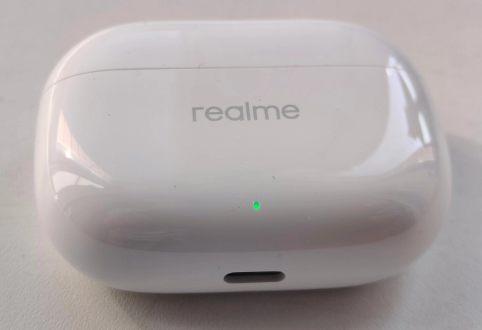 realme Buds T310: минимализм и басы. Рис. 2